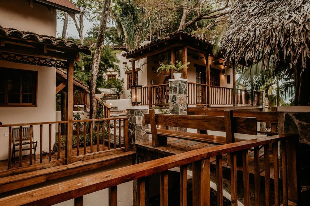 Sansara Surf Yoga & Resort Cambutal Eksteriør bilde
