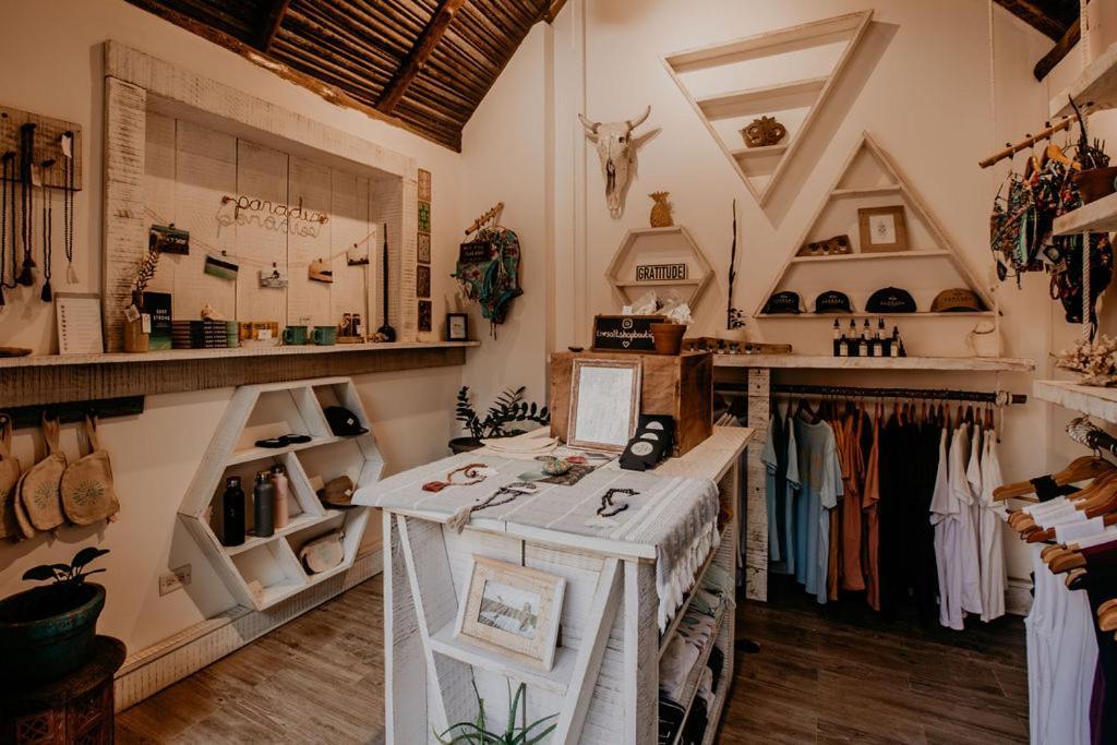 Sansara Surf Yoga & Resort Cambutal Eksteriør bilde