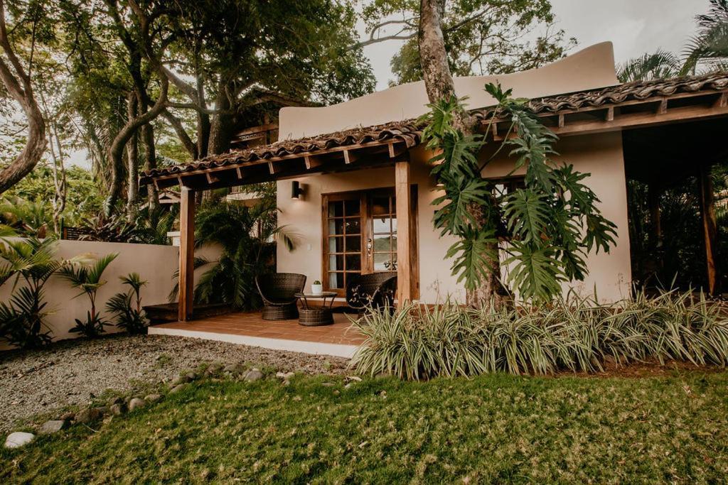 Sansara Surf Yoga & Resort Cambutal Eksteriør bilde